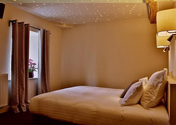 Couette-café Ferme Du Roy 3*